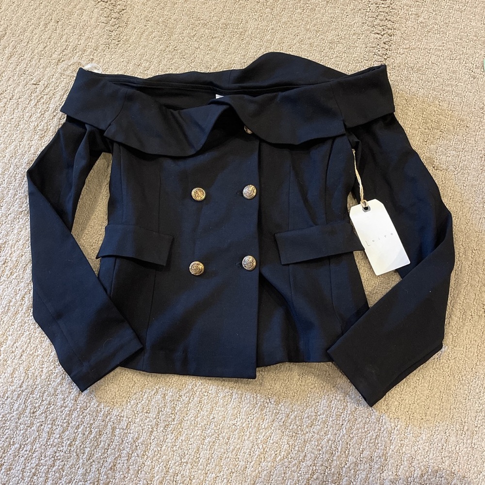 Off Shoulder Dressy Black Top!